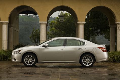 2011 Nissan Maxima - HD Pictures @ carsinvasion.com