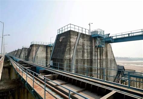 Kaleshwaram project: NDSA report on Medigadda Barrage faults planning ...