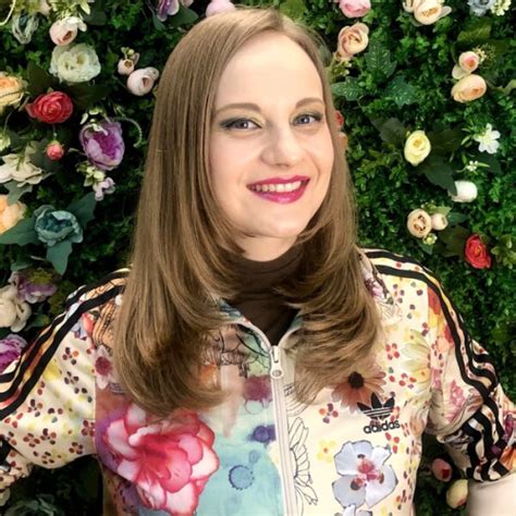 Helen - ESOL teacher - ₹7846/h