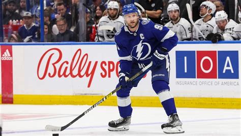 Tampa Bay Lightning beat Kings 5-2 for 12th straight home win | FOX 13 ...