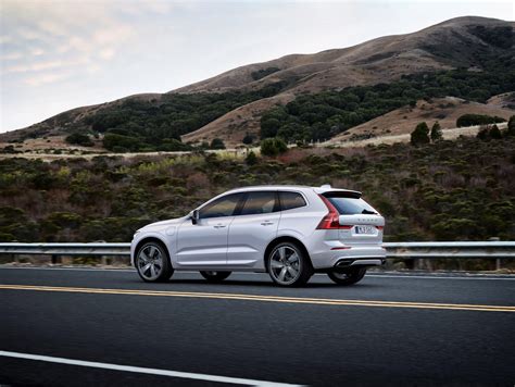 2018 XC60 Enters Production 90 Years After The First-Ever Volvo Was Launched - autoevolution