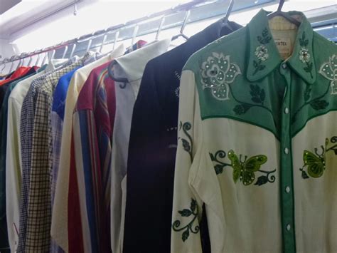 Subway Gallery Pop-up Store | Meer