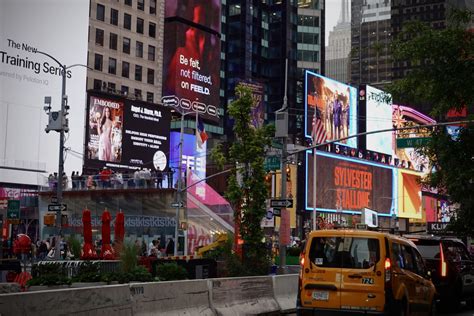 Broadway actors reach tentative deal but strike still looms for ...