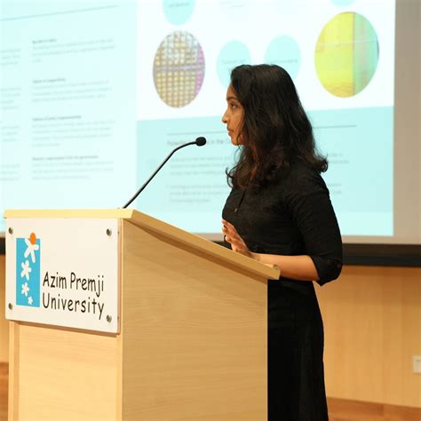 Undergraduate programmes - Azim Premji University