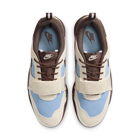 Zoom Field Jaxx 'Pale Ivory and Leche Blue' (HQ3072-400) release date . Nike SNKRS