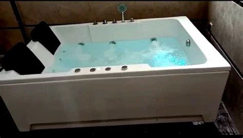 Jacuzzi Bathtub - Two Person Couple Jacuzzi Bathtub Manufacturer from Loni