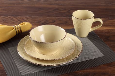 Lorren Home Trends 16 Piece Stoneware Scroll Dinnerware Set-Yellow