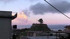 da ceggio eruzione vulcano etna sicilia vista da reggio da ceggio eruzione vulcano etna sicilia vista da reggio