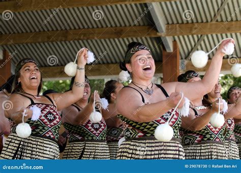 Maori Women In Traditional Costume Dancing, New Zealand Editorial Image ...