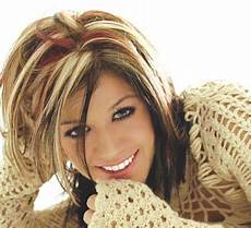 How To Get Clarkson Hair Color by Multi Dimensional Look Hairtalk 174 62678 How To Get Clarkson Hair Color