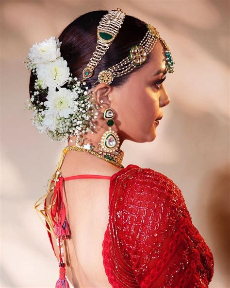 18 Stunning Indian Bridal Hairstyles Curated By Bollywood Hairstylists ...