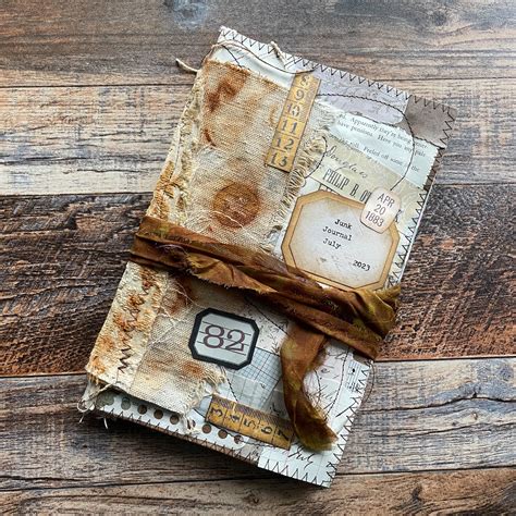 Daily Prompts and Creativity, A guide to Junk Journal July - Mad Paper ...