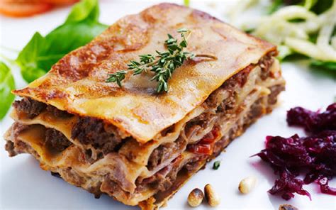 Rødkålslasagne   Opskrift på nem og hurtig lasagne med  