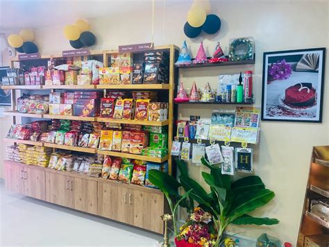 New Poona Bakery & Cake Shop Manjari farm, Pune - Restaurant reviews