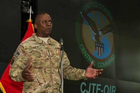 CENTCOM commander visits troops in Kuwait | Article | The United States ...