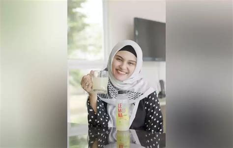 manfaat perasan lemon dan air hangat