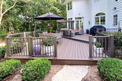 Westbury Aluminum Deck Railing | Digger Specialties Inc.