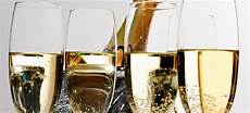 bicchieri prosecco prosecco vs chagne alla conquista della gran bretagna bicchieri prosecco prosecco vs chagne alla conquista della gran bretagna