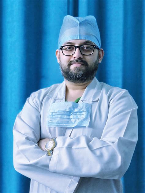 #TnlSalutes:Meet These COVID Heroes Who've Been Fighting The Pandemic