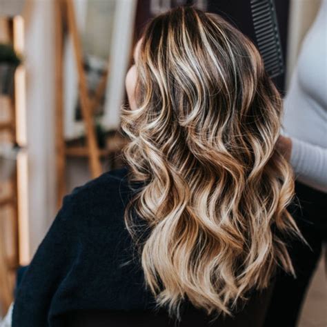 Do Highlights Damage Hair? Here’s What You Don’t Know
