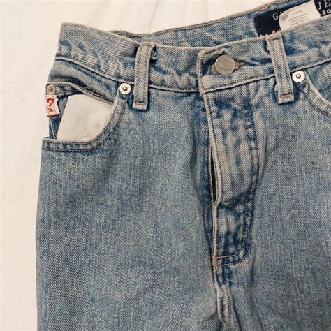 Guess Blue Denim Jeans Size Mens W32 L32 CONDITION... - Depop