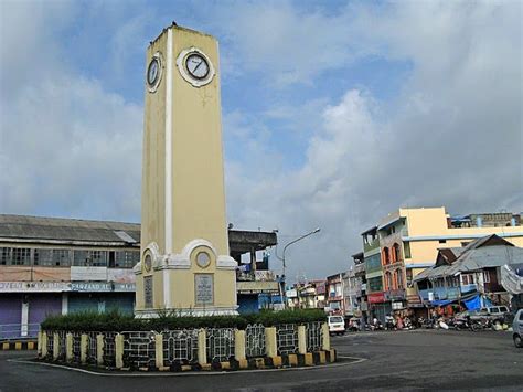 Shopping at Aberdeen Bazaar | Port Blair - What to Expect | Timings ...