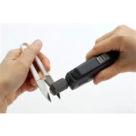 Kyocera Electric Fine Ceramic Knife Sharpener - Globalkitchen Japan