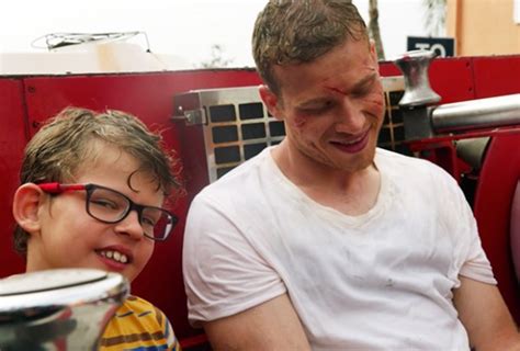 911: Does Christopher Die In The Tsunami? — Gavin McHugh's Character