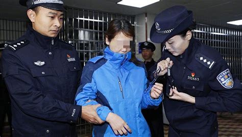 南昌警方通报：劳荣枝涉嫌故意杀人罪、绑架罪、抢劫罪被执行逮捕|界面新闻 · 中国