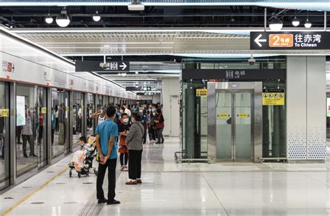 深圳地铁3条新线首周运营平稳，8号线单日客流超10万人次
