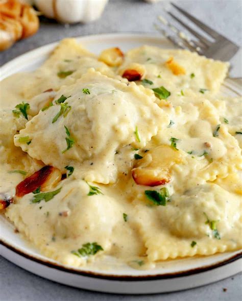 Spinach and ricotta ravioli – Artofit