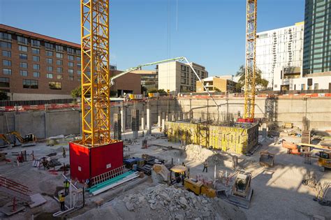 UT Business Dean talks legacy, Mulva Hall as she prepares to step down