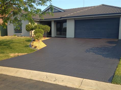 Tinted Concrete Sealers Sydney | Driveway Paint Sealer | Coloured Concrete