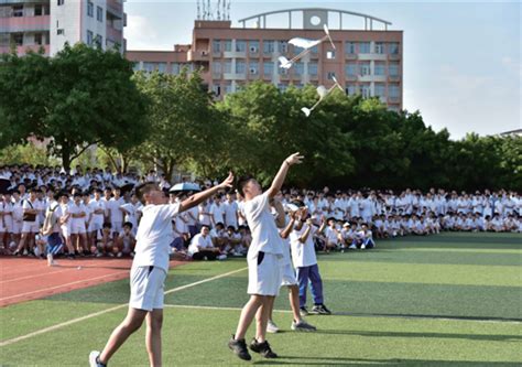 我院在湛江一中培才学校建立首个优质实践教学基地-教育学院