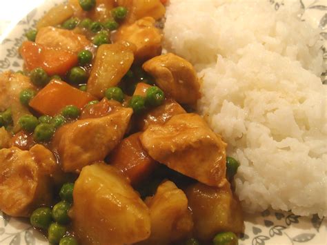 Japanese chicken curry with S&B Golden Curry sauce mix – a simple ...