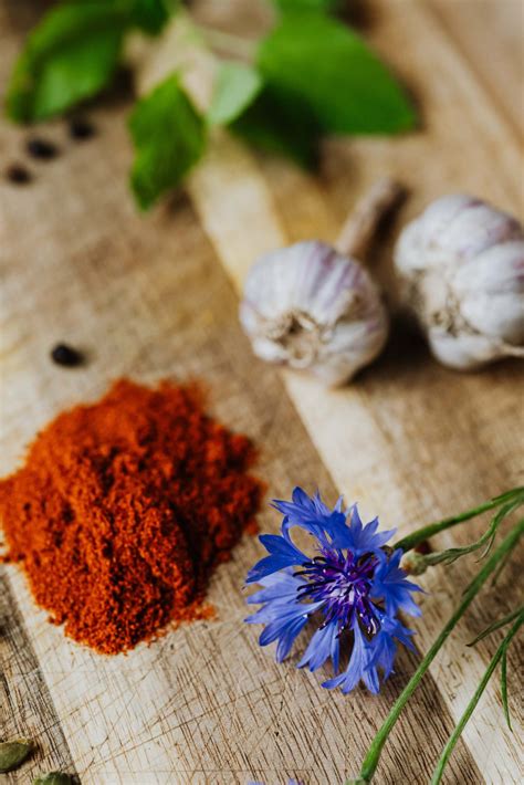 What Does Smoked Paprika Taste Like? - Food Shark Marfa