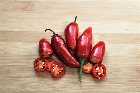 Red Jalapeno Peppers Free Stock Photo - Public Domain Pictures