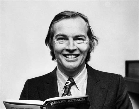 Here's The Story Of First Ever Heart Transplant Surgery That Took Place ...