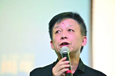 易中天做客新浪聊诸子百家实录_读书频道_新浪网