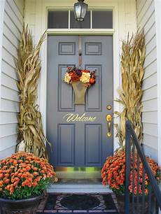 Ideas Tips Exciting Front Door Yard Decorations by Living After Midnite Fall Outdoor Decorating Ideas Ideas Tips Exciting Front Door Yard Decorations