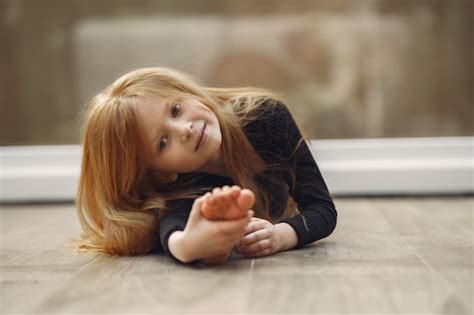 Page 18 | Naakte kinderen Images - Free Download on Freepik