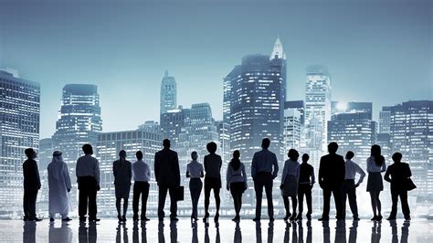 Square Image of Business People 的图像结果