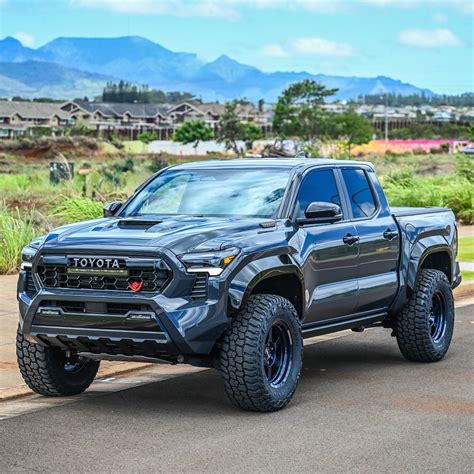 Toyota Tacoma TRD Pro Is Classic, Elegant & Capable at the Same Time on Black 18s and 35s ...