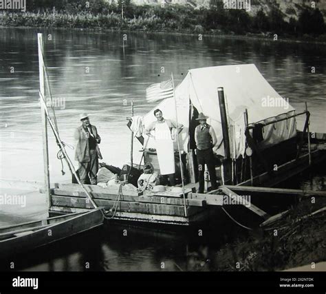 Mary jane saunders hi-res stock photography and images - Alamy