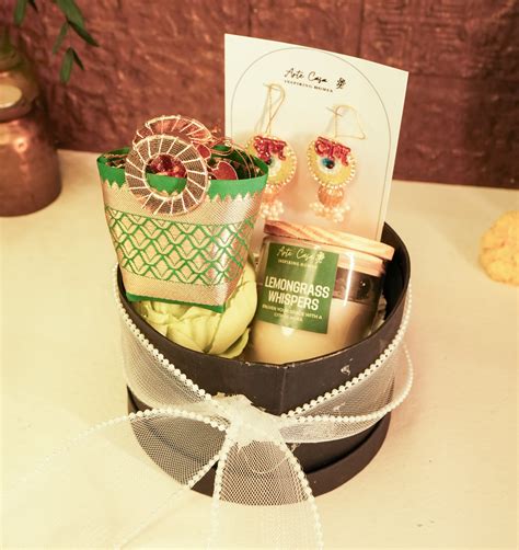 Aura Round Diwali Box – https://artecasa.in/