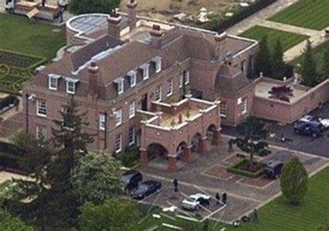 贝克汉姆豪掷上亿英镑洛杉矶买房 豪华程度堪比白金汉宫！|界面新闻 · 娱乐