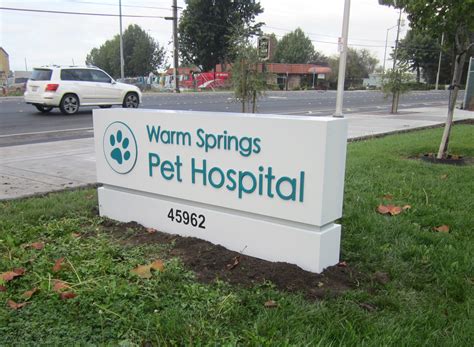 New Pet Hospital In Fremont - Monument Sign