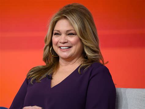 Valerie Bertinelli's No-Bake Dessert Bars Are Perfect for Holiday Parties