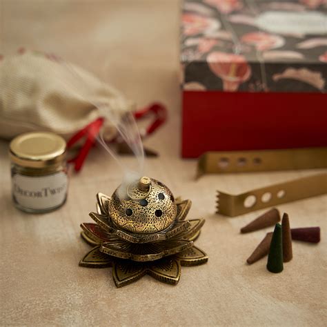 Brass Dhoop Dani & Agarbatti Stand With Gift Box – DecorTwist