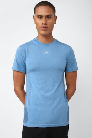 Reebok India Official | Reebok Men T Shirt Online at reebok.abfrl.in ...